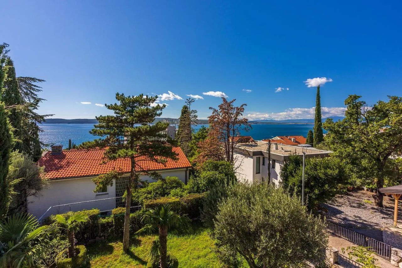 Apartments Hinic Selce Croatia